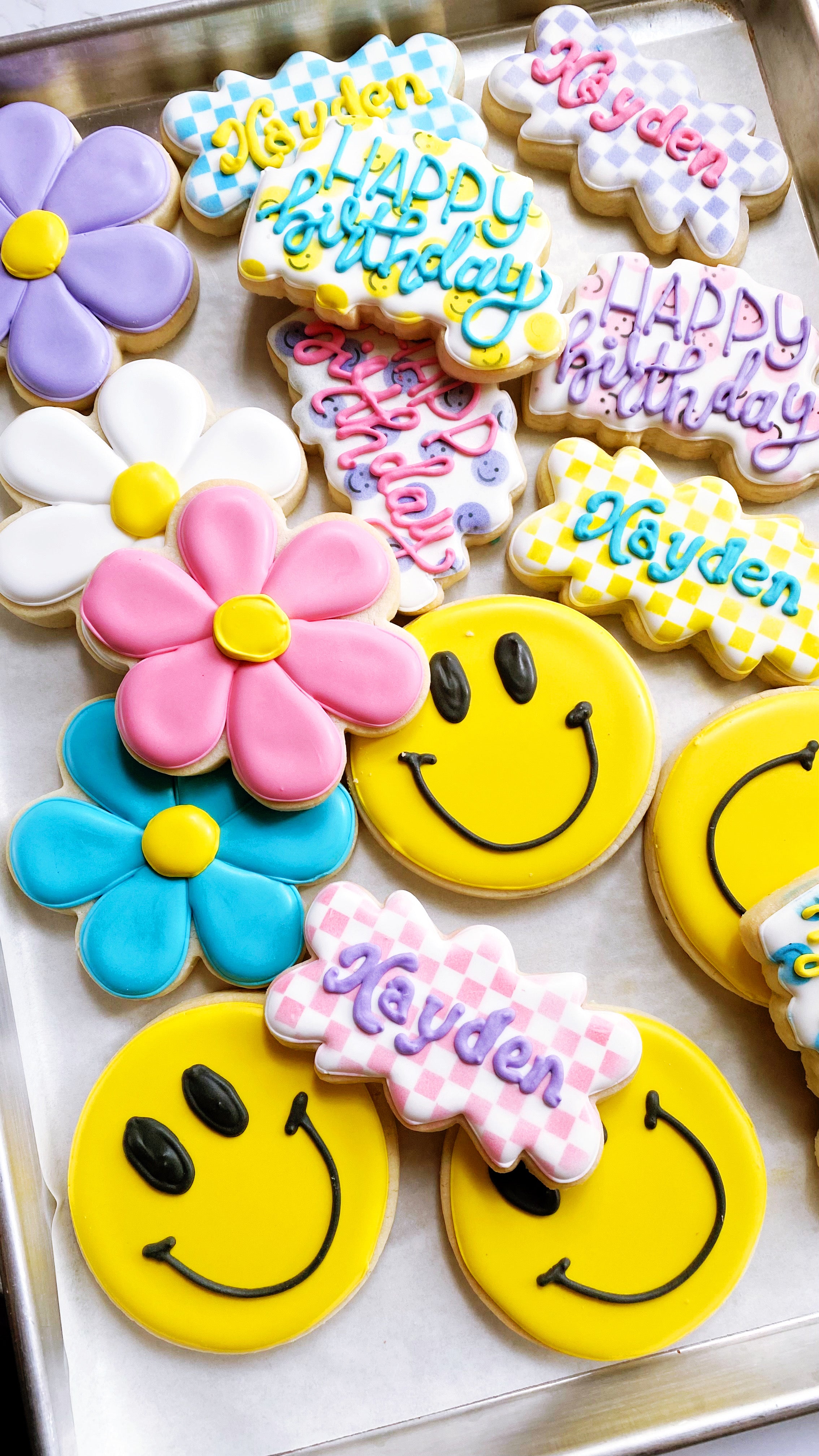 Preppy Smiley Face Cookies