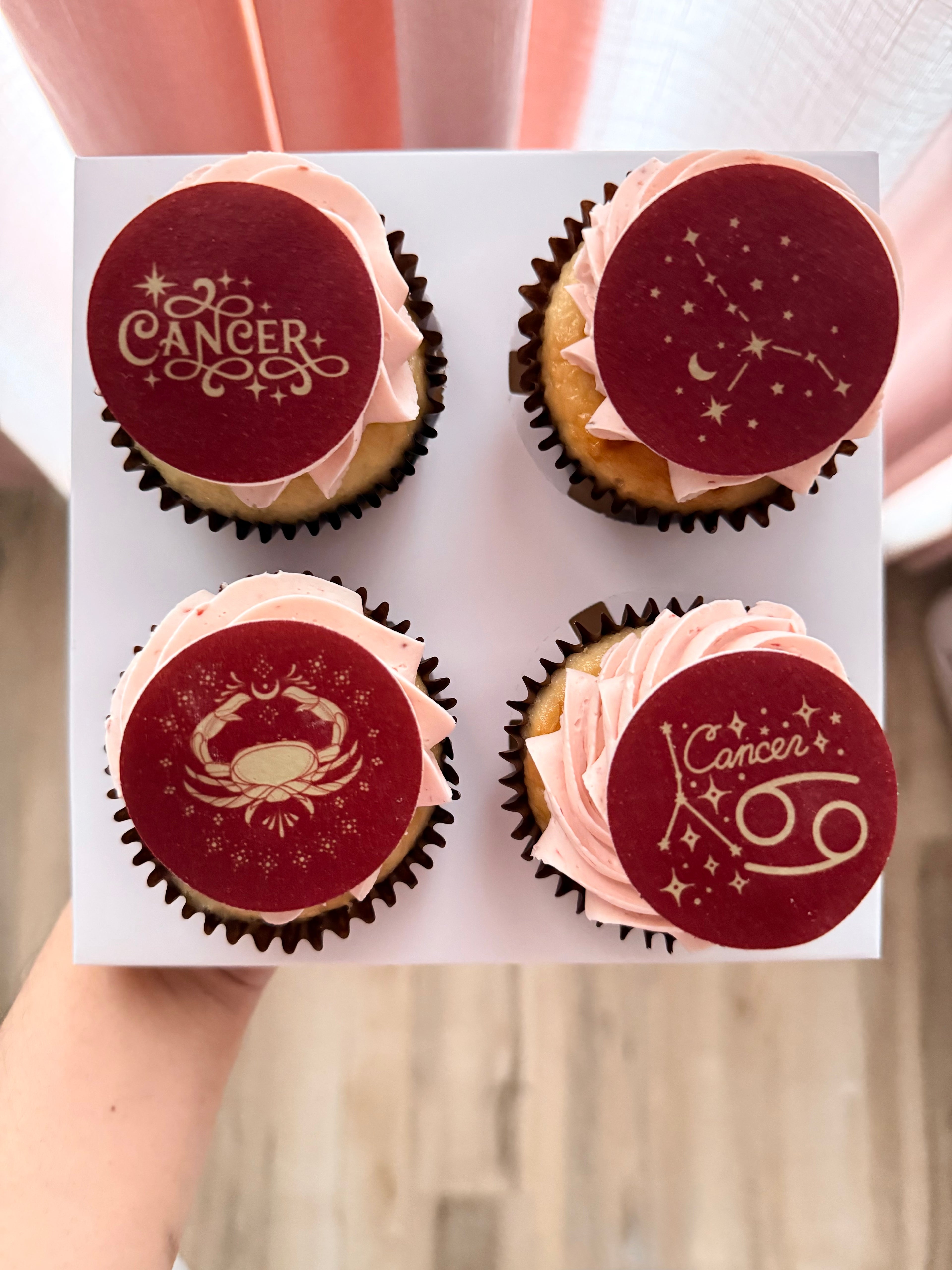 ✨ Zodiac Birthday Cupcake Box – 4 Pack