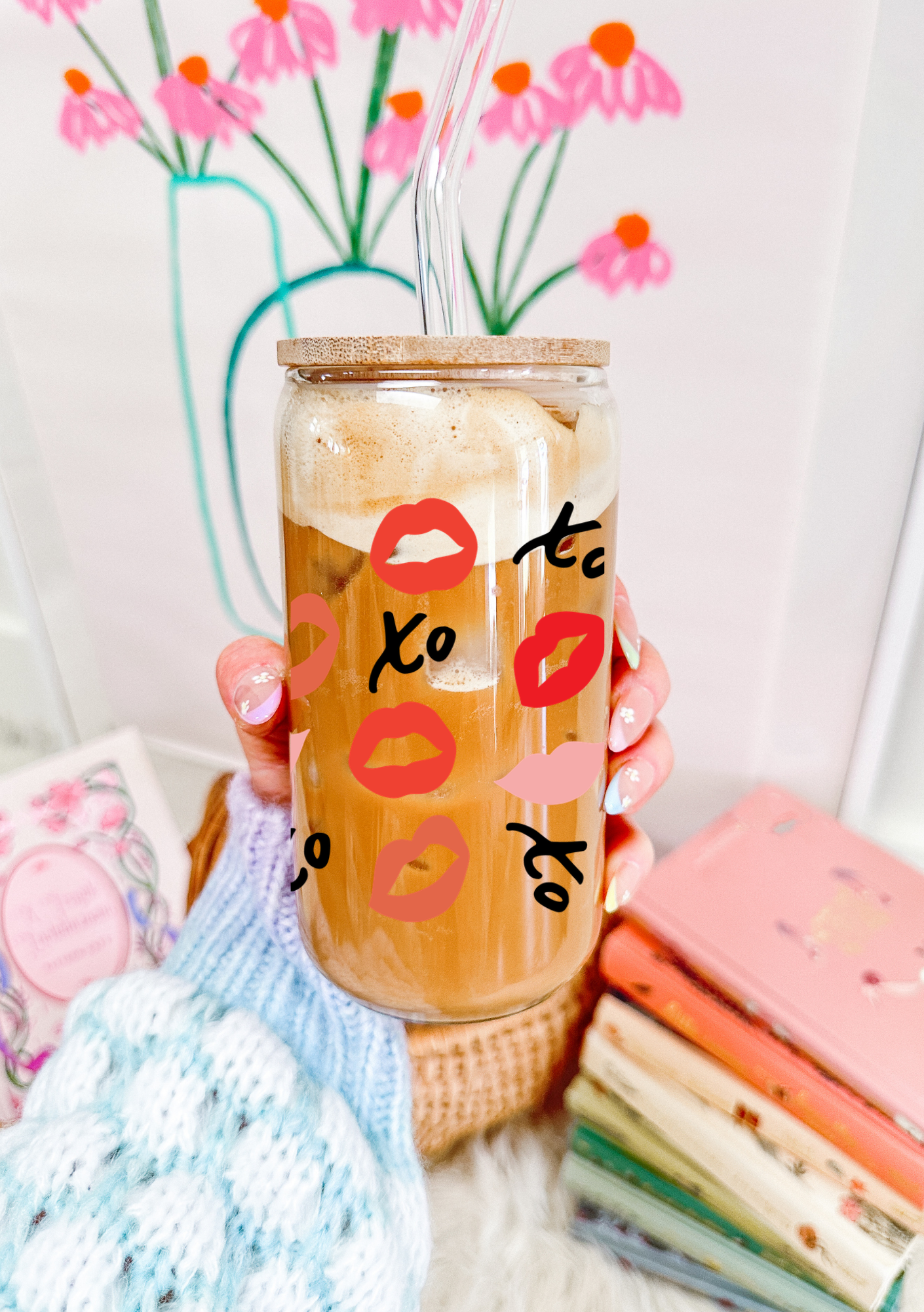 XoXo Glass Can