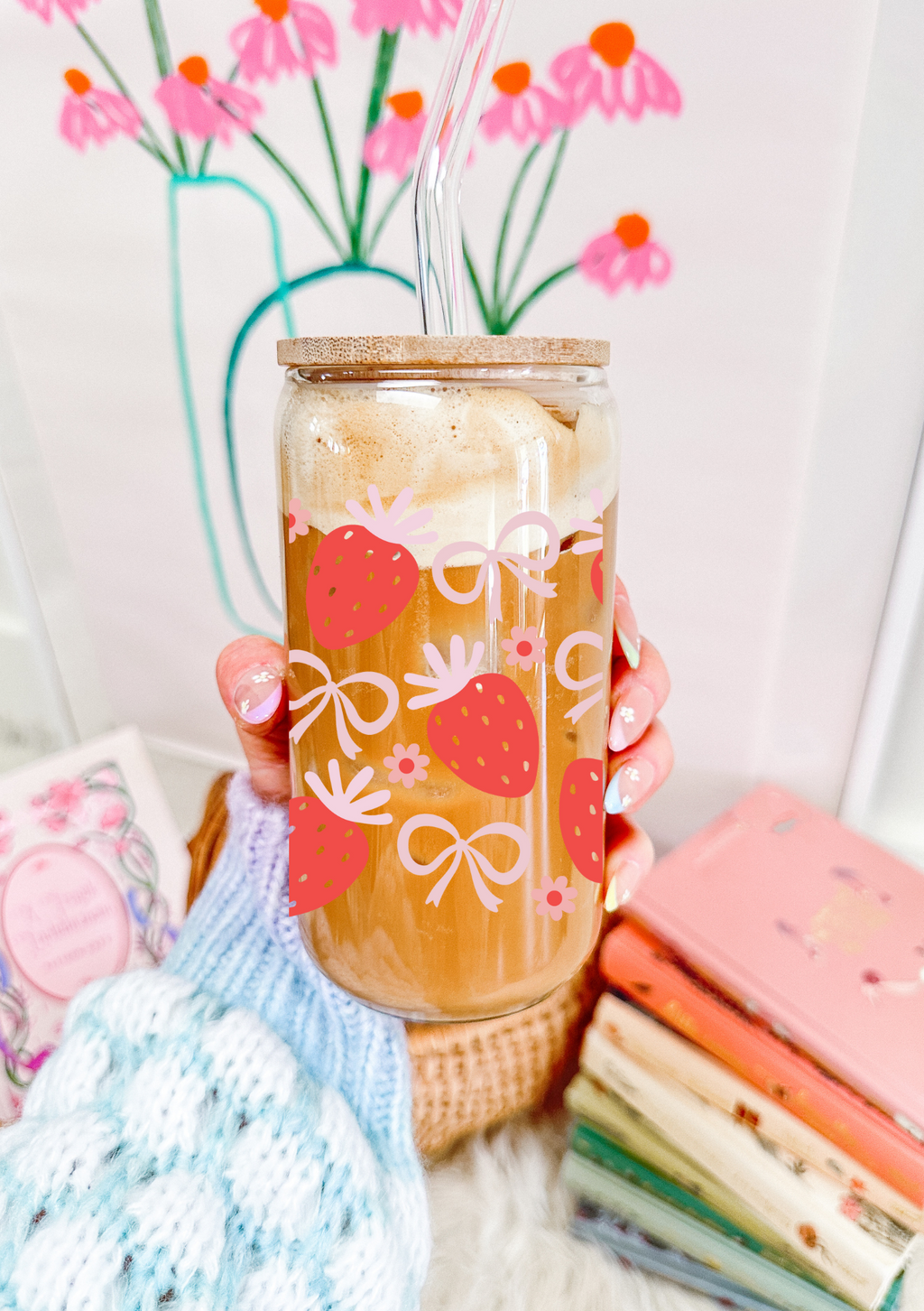 Berry Bows Glass Can