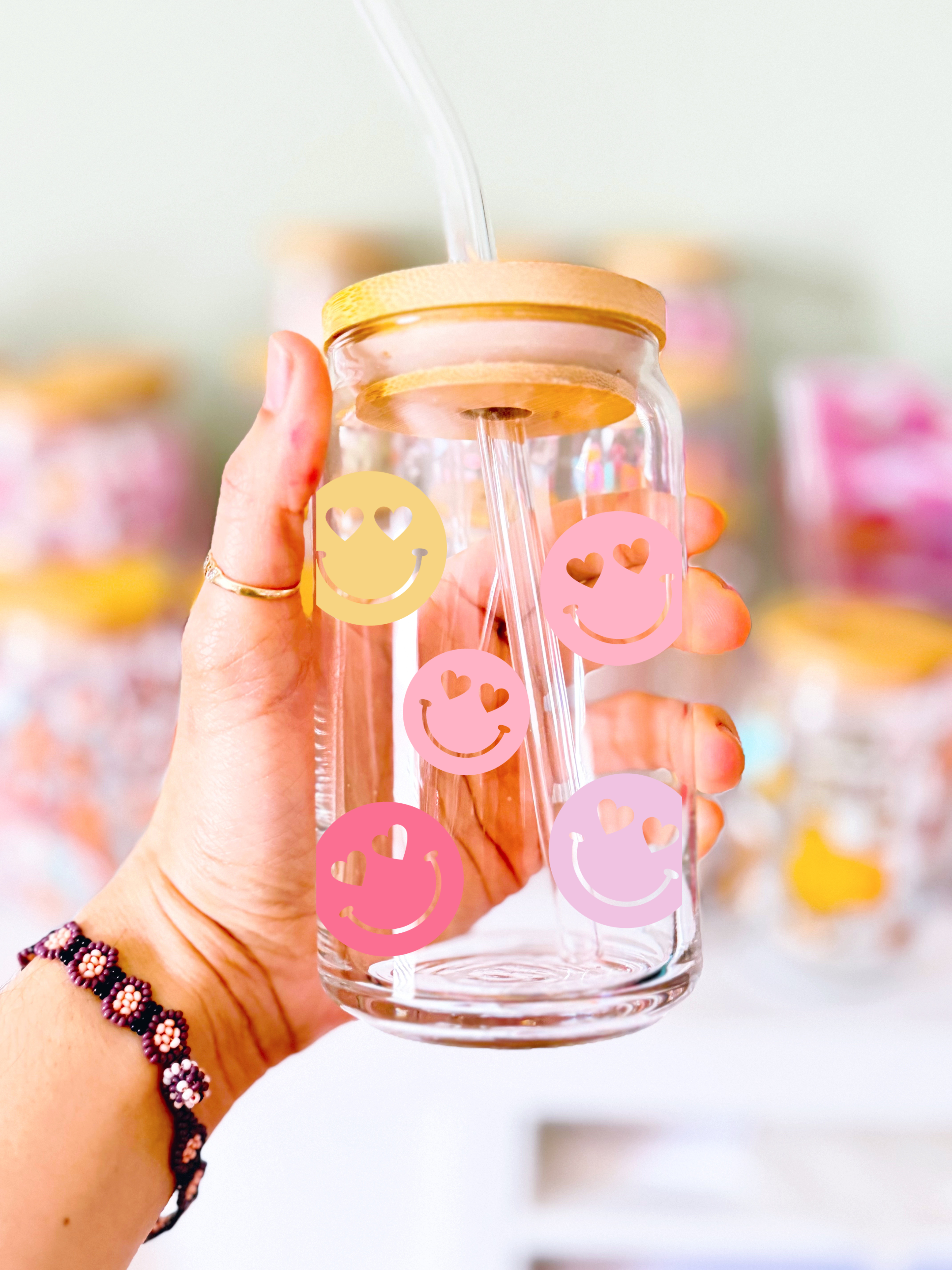 Heart Eyes Glass Can